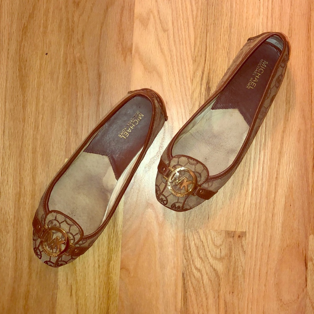 MICHAEL KORS FLATS
